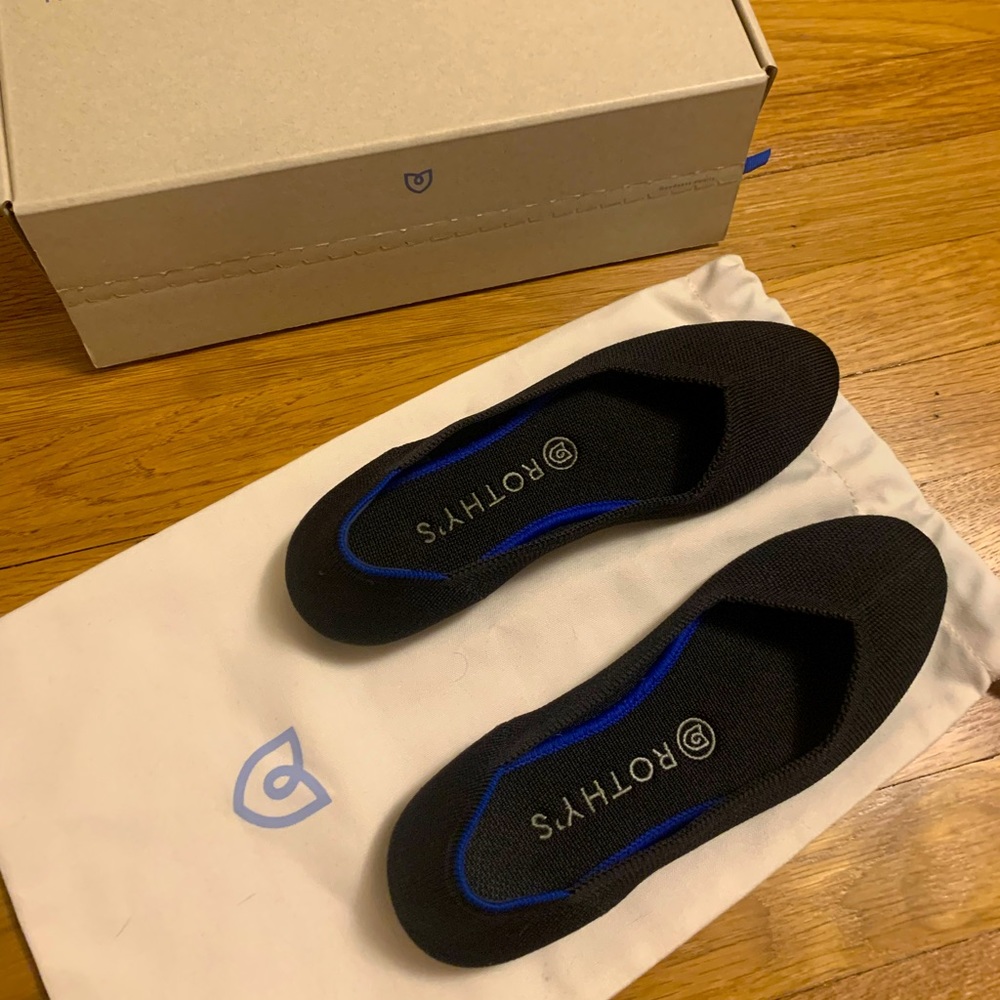Black Rothy's Flats 7.5